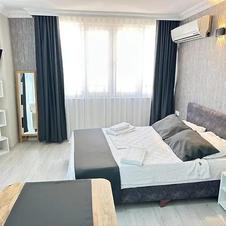 Upart Flats By Refe *