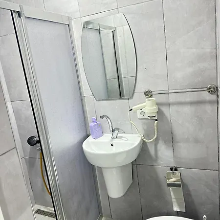 Upart Flats By Refe Hotel *
